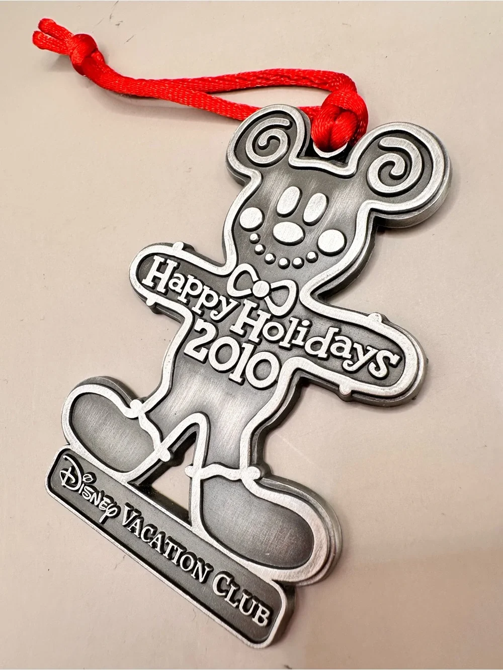 Disney Vacation Club Happy Holidays 2010 Mickey Gingerbread Ornament